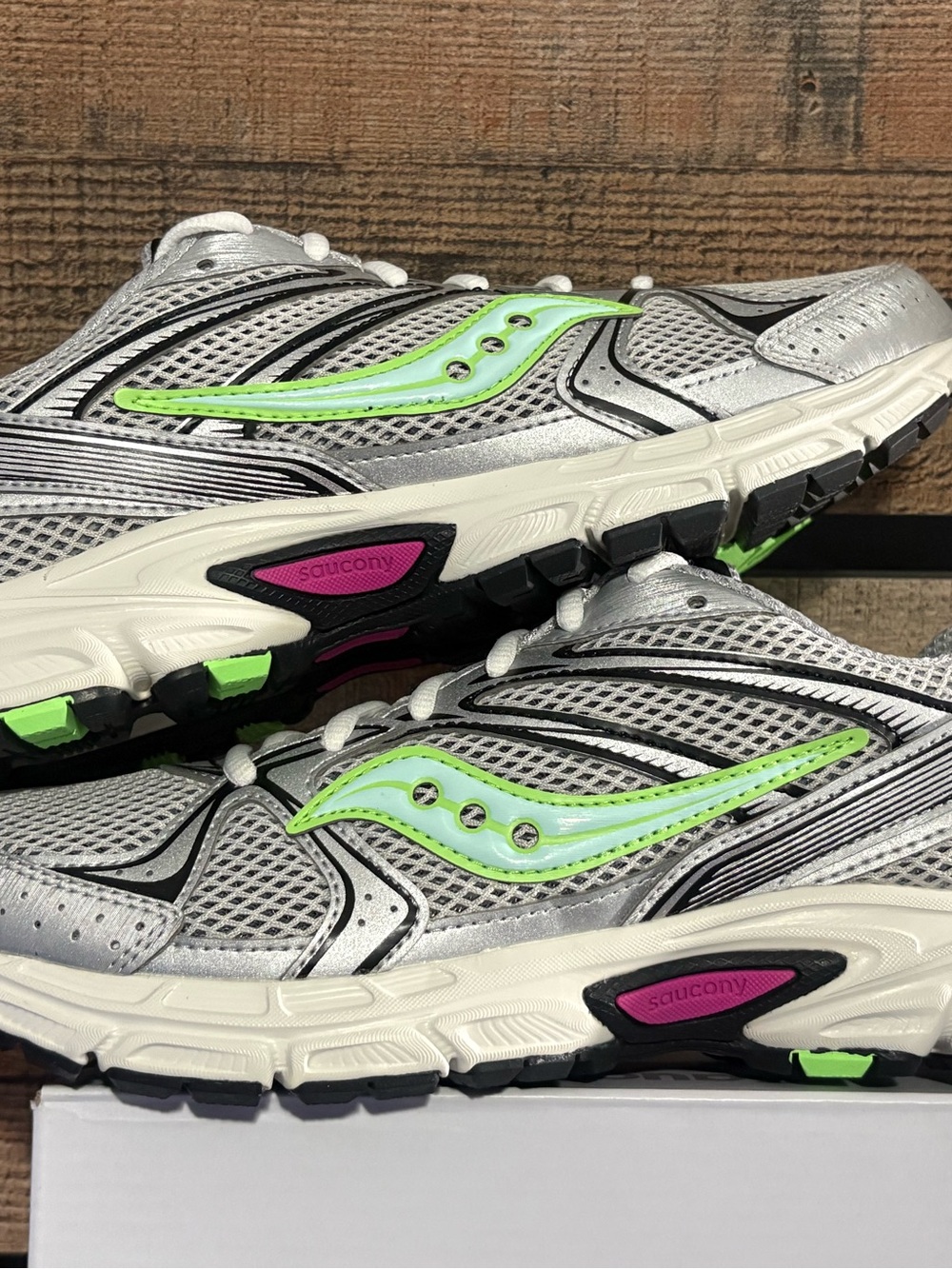 Saucony Women's Silver Running Shoes with Neon Green Accents